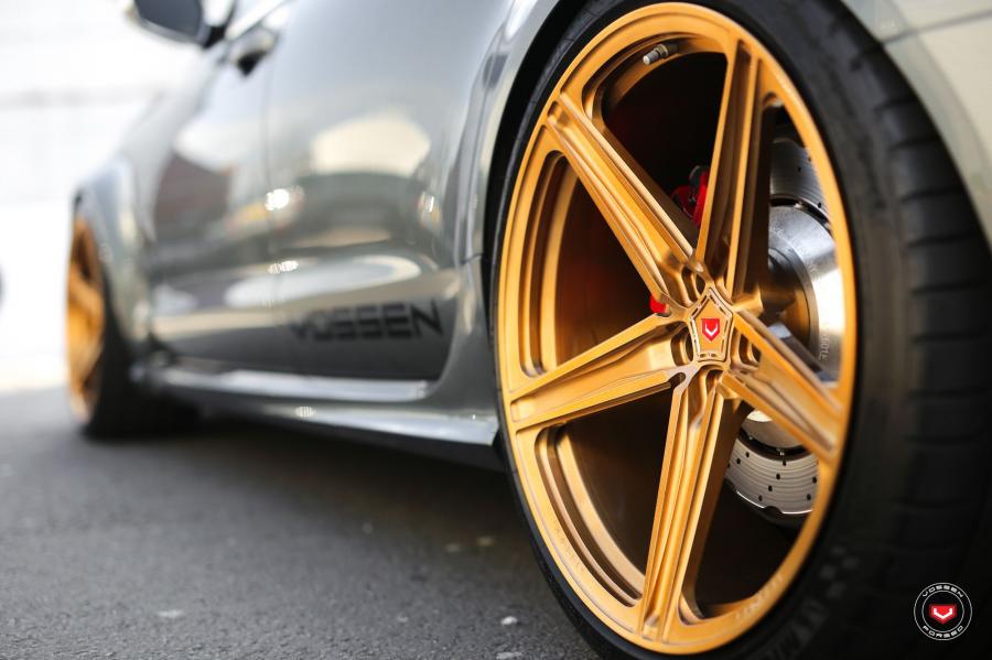 Колеса Audi RS6 Avant on Vossen Wheels (M-X5) 2019 года  (фото 7 из 23)